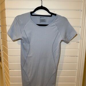Zella Women’s Short Sleeve Fitted Athletic Tee in Light Blue